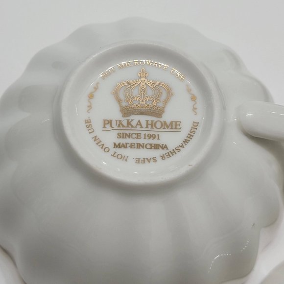 Pukka Home White with Gold Trim Royal Style Cup And Saucer. Set of 2 - Picture 6 of 6